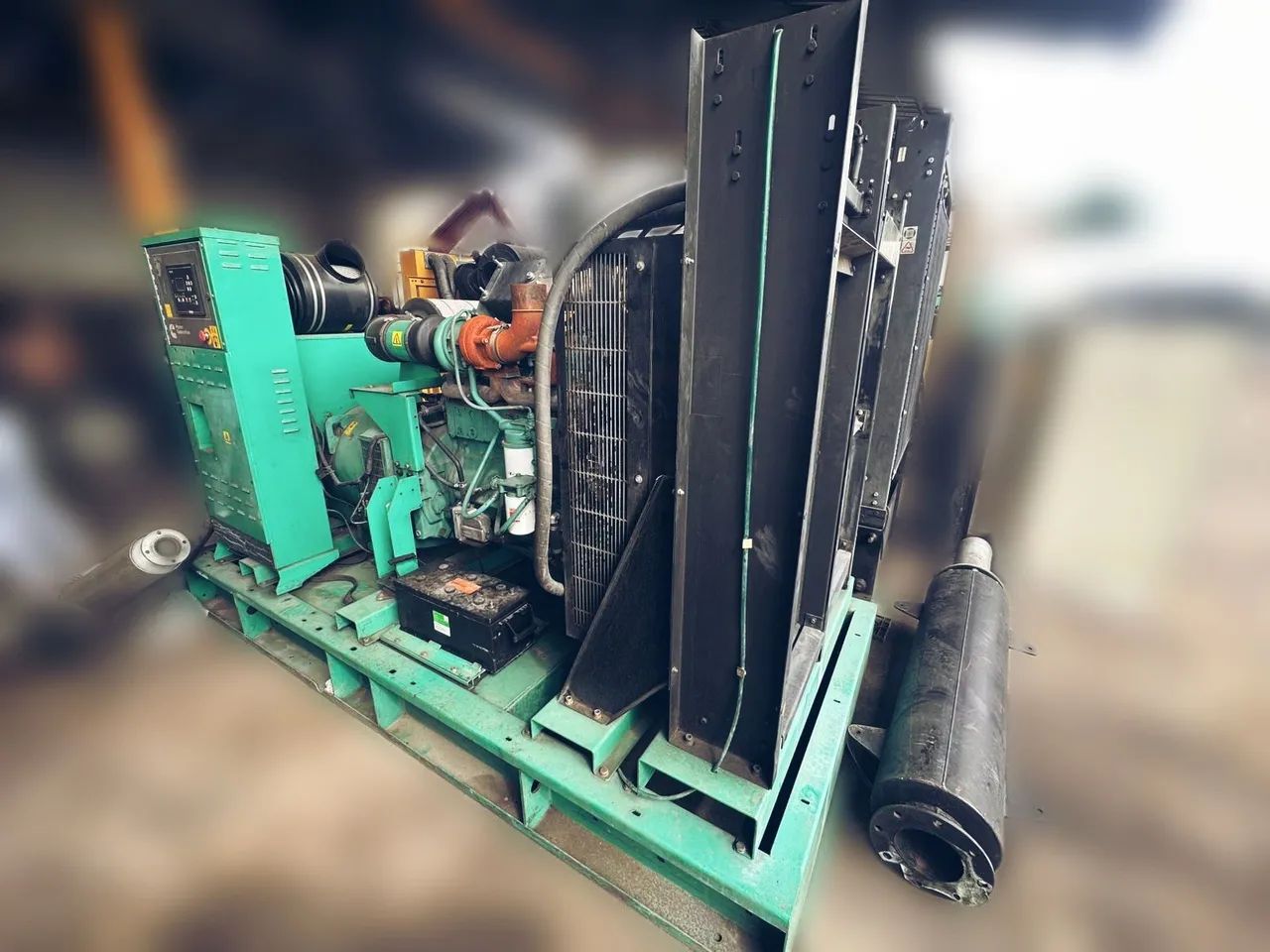 Gerador Cummins C300 D6 375KVA - Foto 4