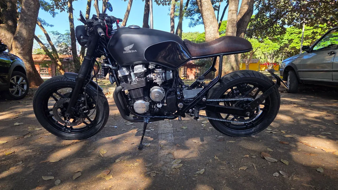 A Café Racer mais linda que vc vai ver na sua vida<br>