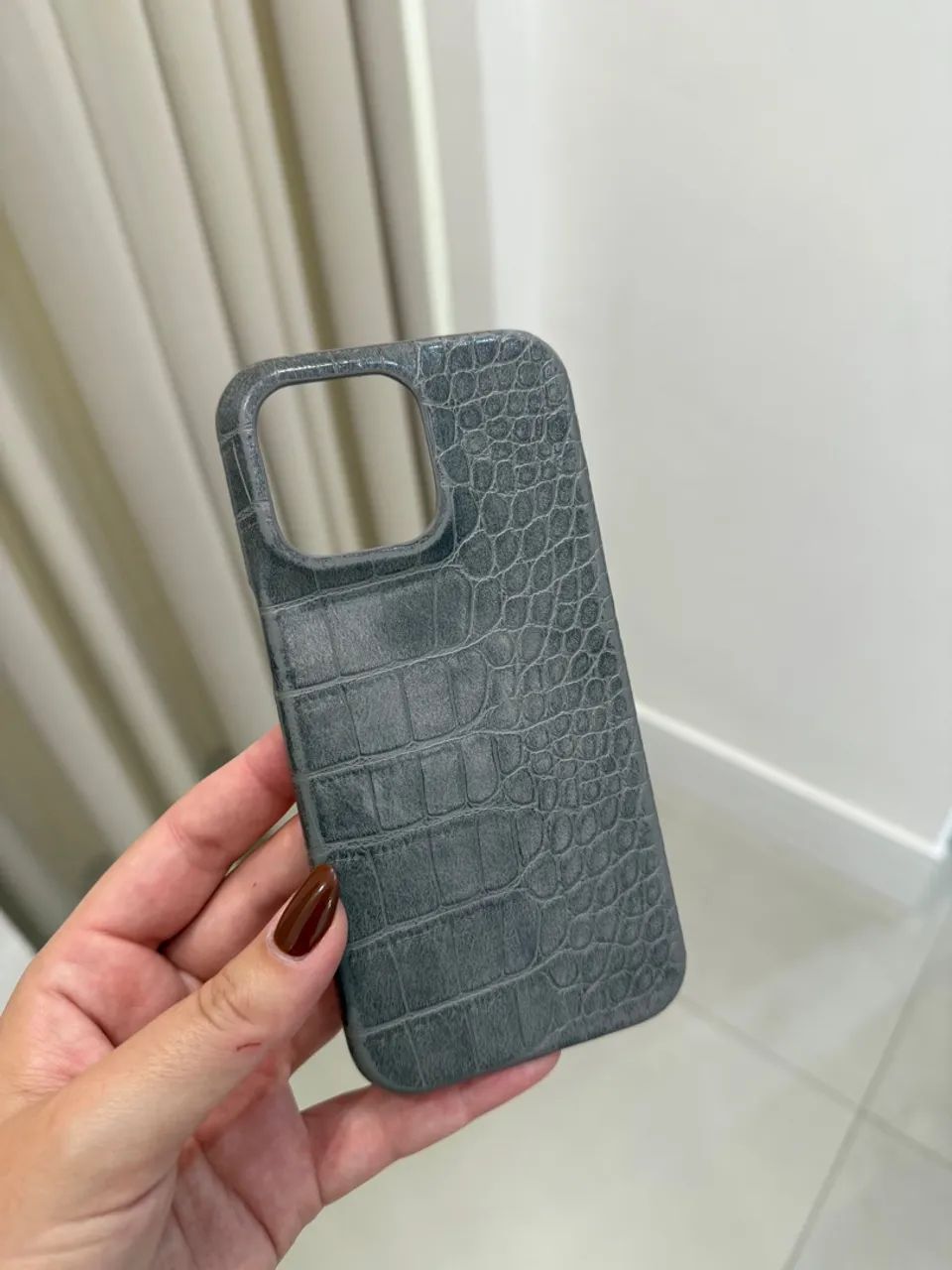 Capinha para Celular Croco Cinza