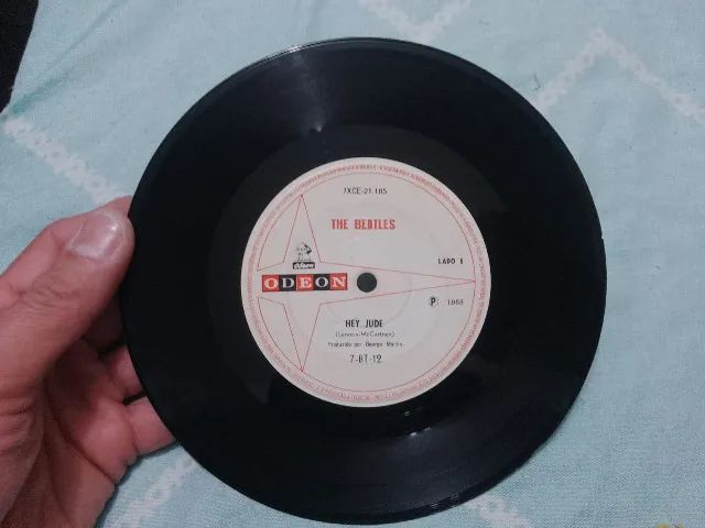 Vinil Compacto Beatles Hey Jude/ Revolution - Foto 4