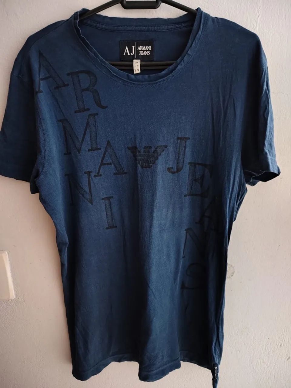 Camiseta Armani Jeans Azul - Original - Foto 3