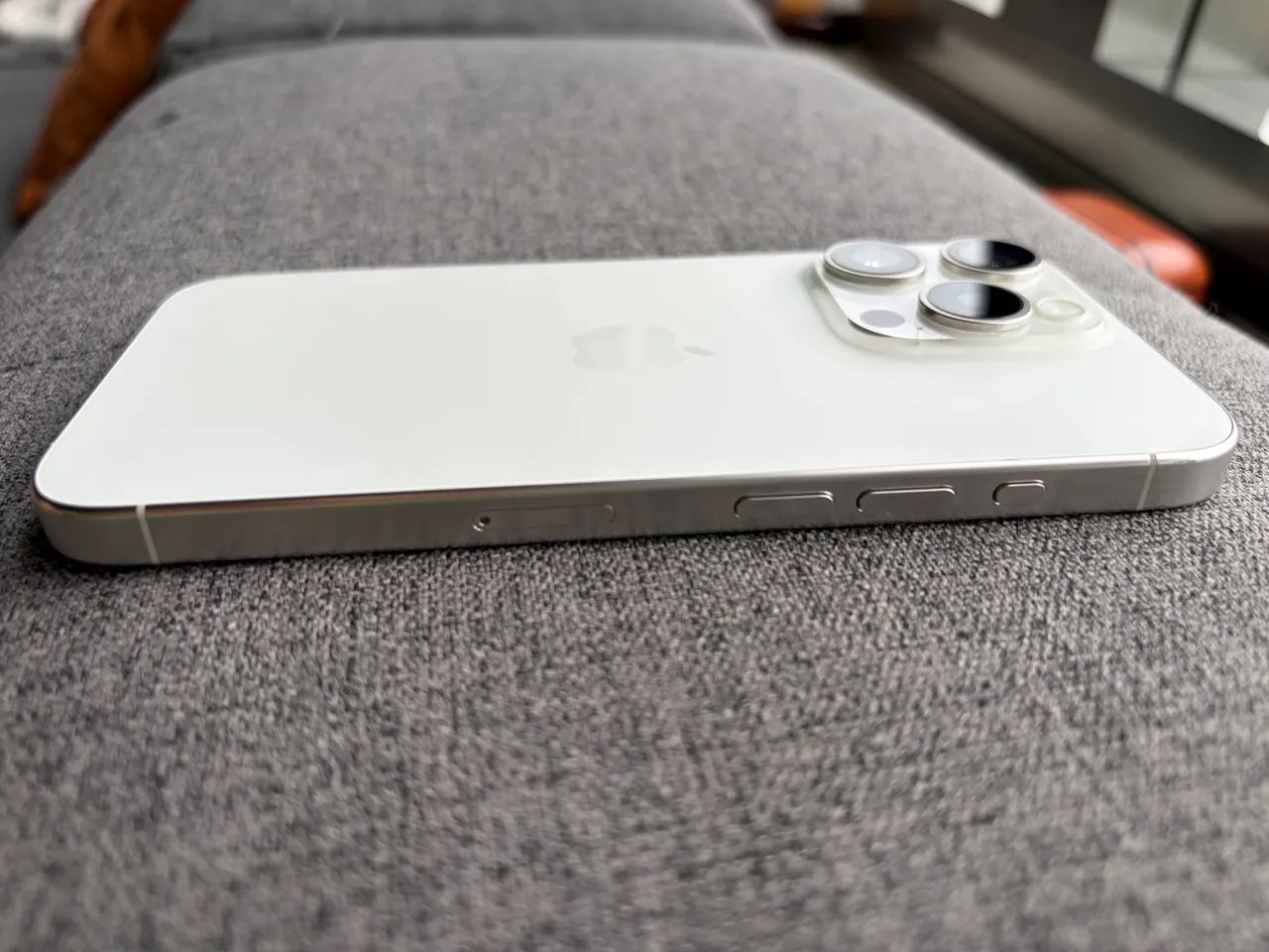 Apple iPhone 15 Pro 512GBシルバー 本体 Apple iPhone 15 512GB - Preto | Casas Bahia