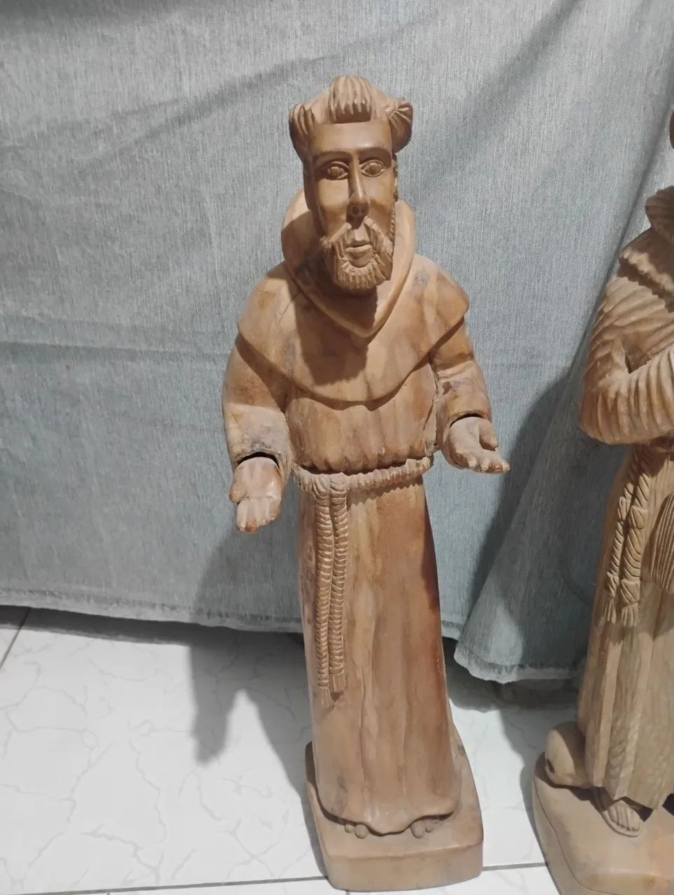 Esculturas religiosas em madeira  - Foto 2