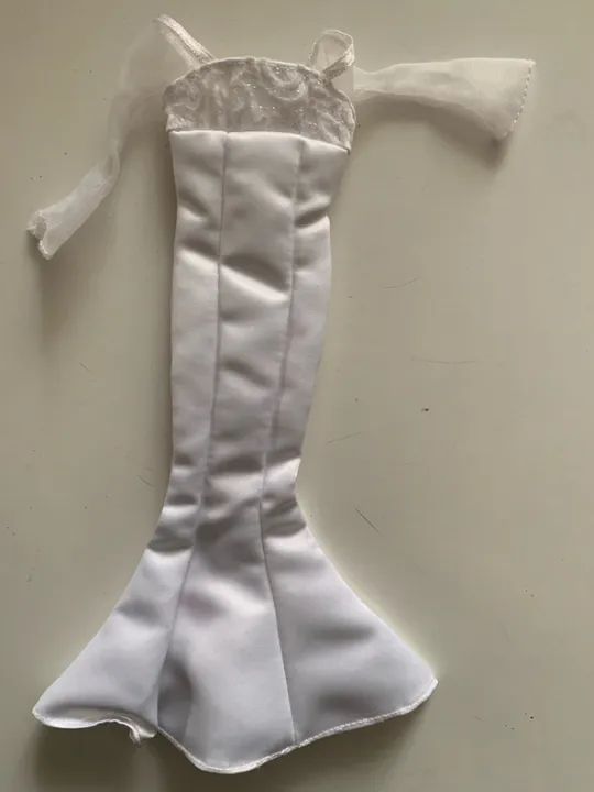 Vestido antigo de noiva, Barbie Mattel