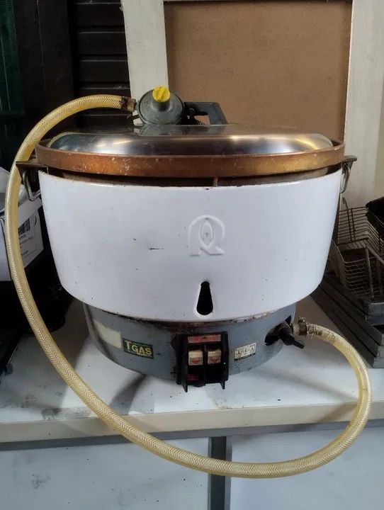 Panela de arroz a gás Rinnai 