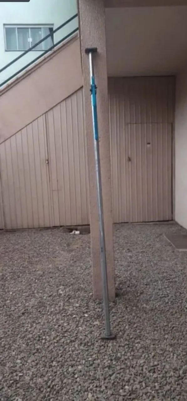 TRAVAS PALLETES  ESCORAS METÁLICAS EXTENSÕES PARA ANDAIME ETC  - Foto 4