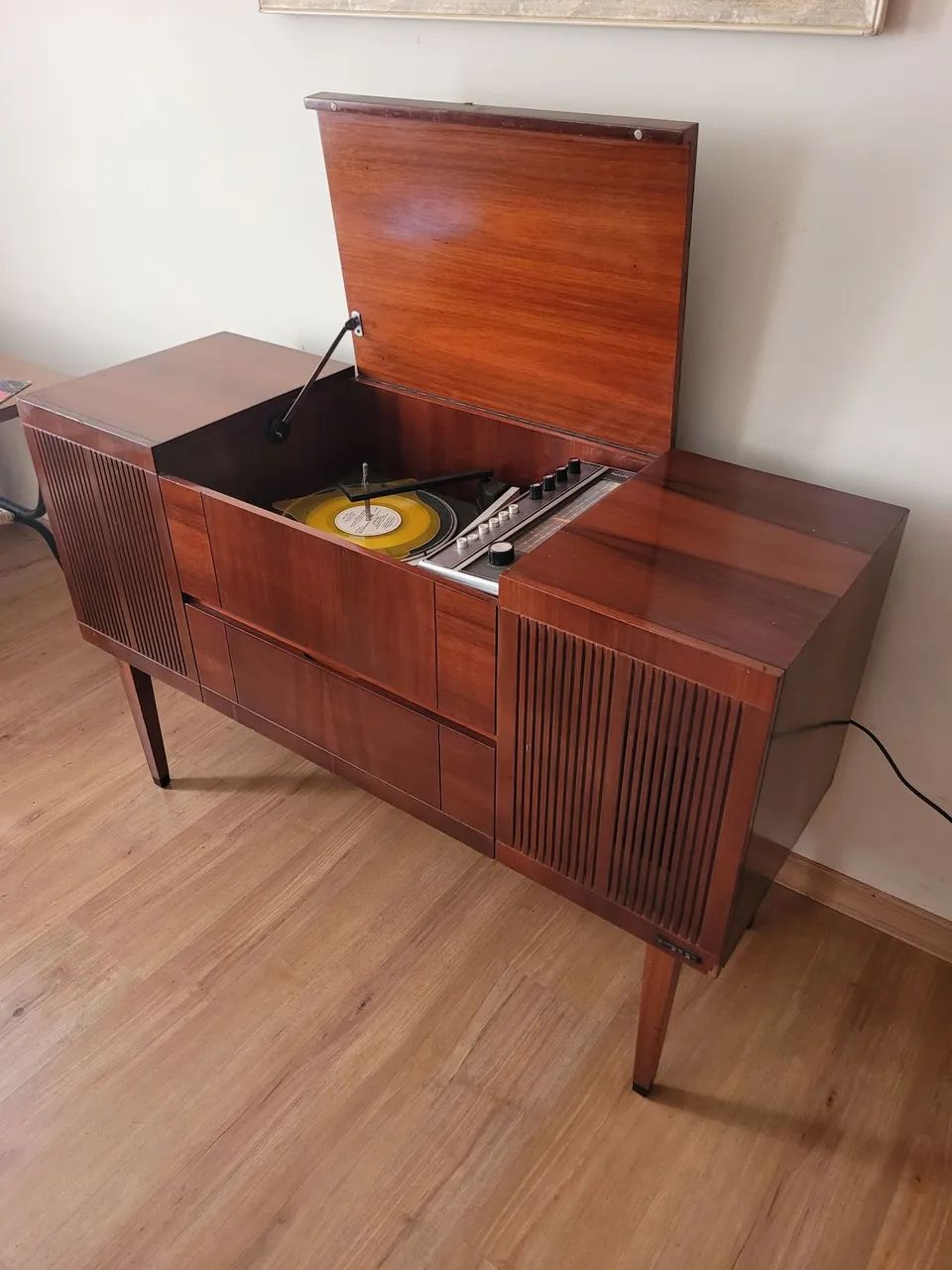 Radiola PHILIPS,antiga e funcionando: - Foto 2