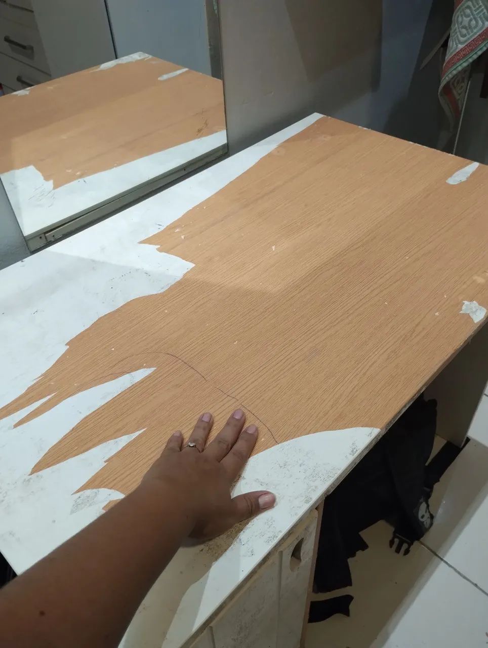 Mesinha para quarto64307308971137122