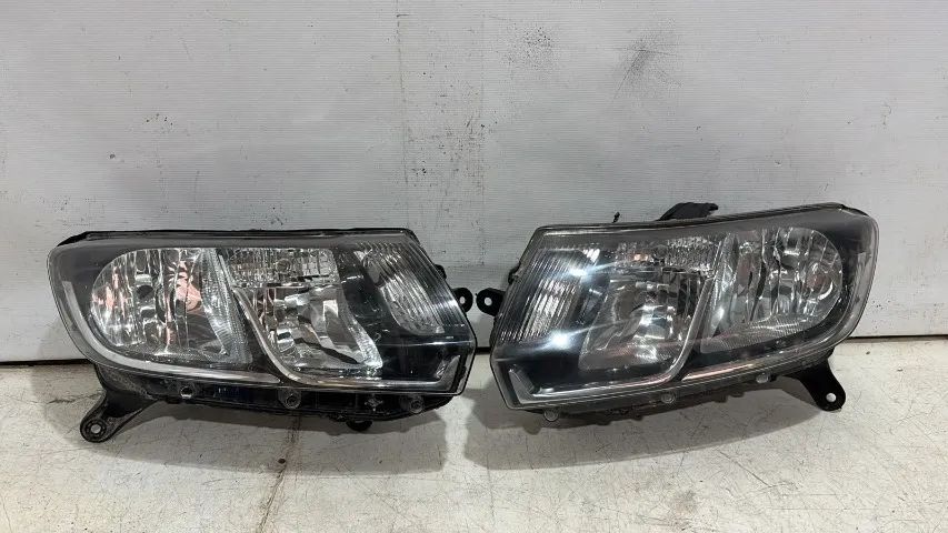 Par de farol sandero logan 2015 2016 2017 2018 2019 2020 original recuperado