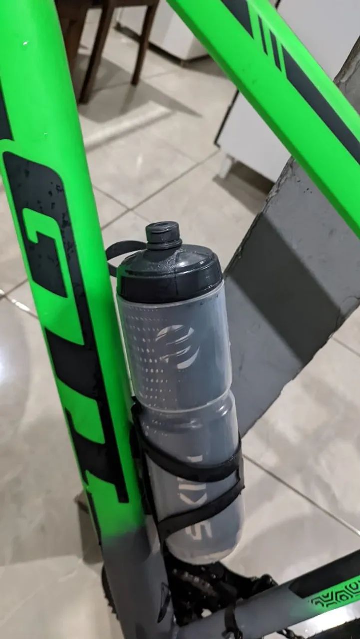 Bicicleta GTT Roma Verde Semi Nova  - Foto 4