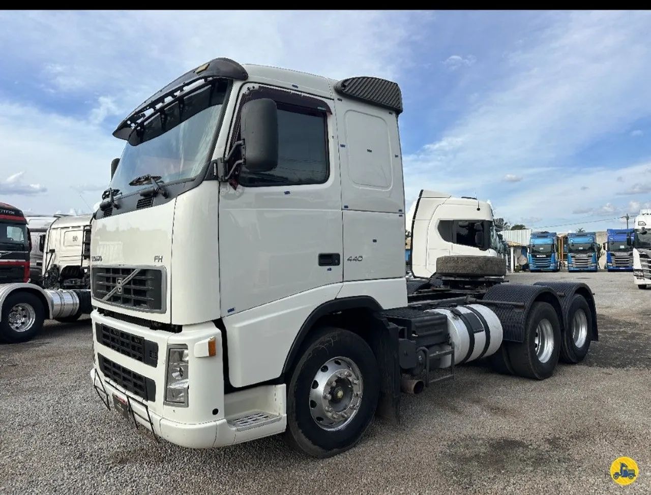 VOLVO FH-440 6X2<br>2009/2009<br>TETO BAIXO<br>MANUAL - Foto 3