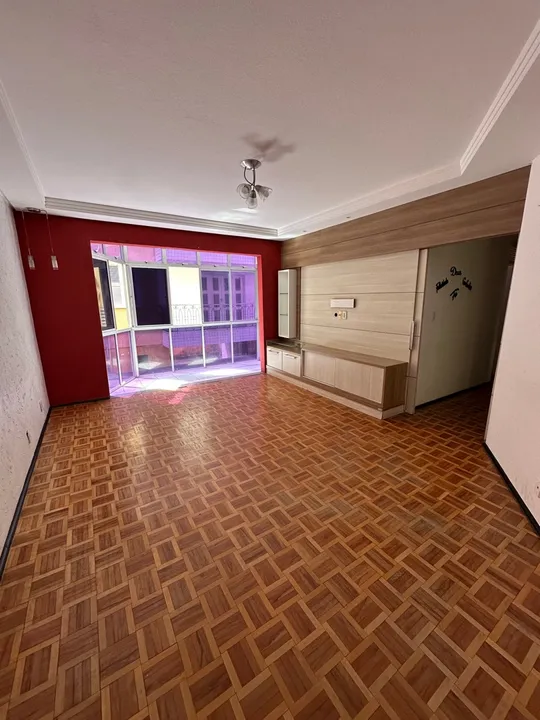 Apartamento mobiliado com ótima localização