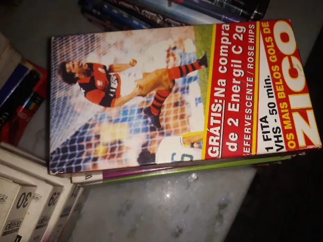 Fitas VHS com preços variados