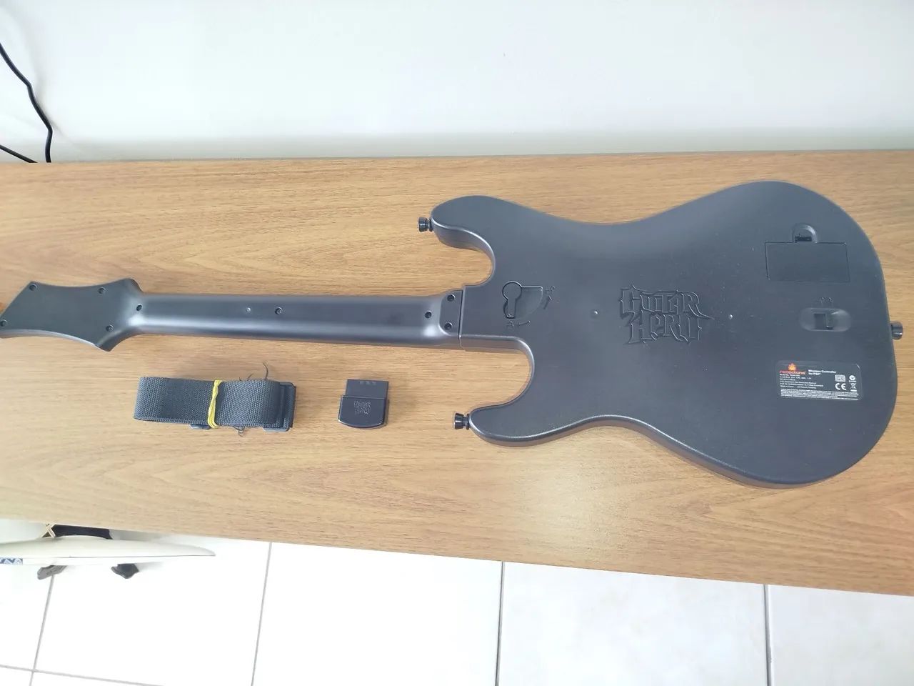 Guitarra Sunburst Guitar Hero wold Tour Ps2 - Foto 2