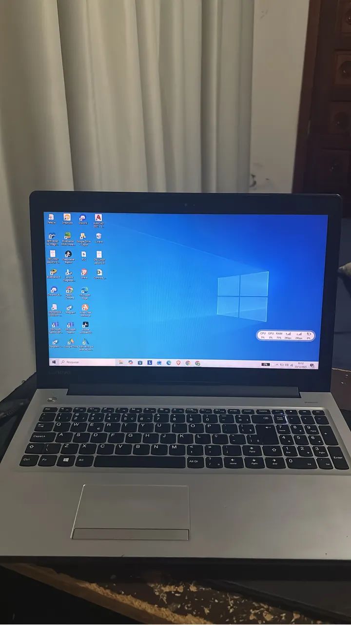 Lenovo IdeaPad 310-15ISK | i7 | 8GB DDR4 | SSD 480GB | GeForce 2GB