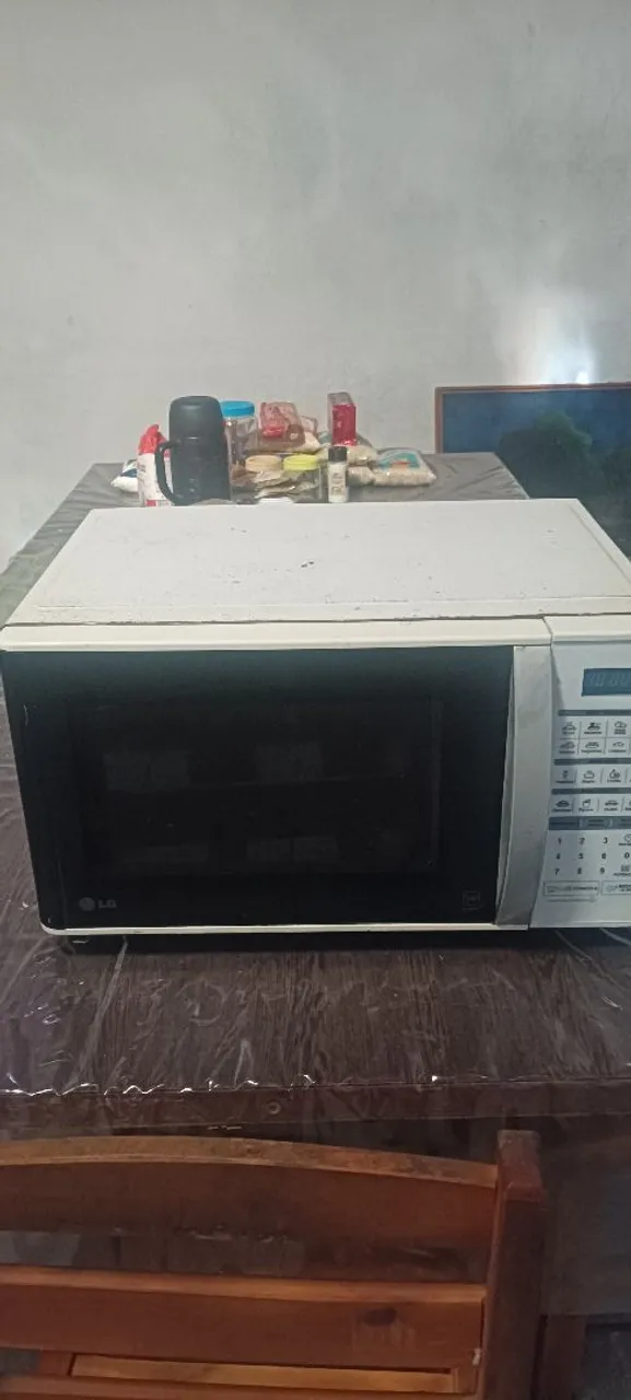 Micro-ondas LG em Ótimo Estado