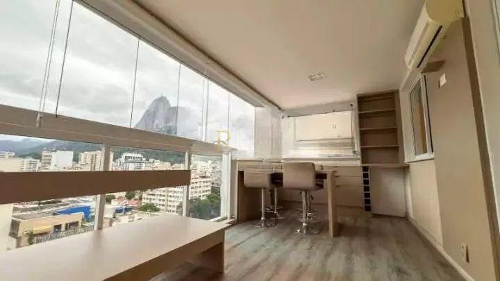 Apartamento Com 3 Quartos Sendo 1 Suíte 3 Banheiros e Com 2 Vagas em Botafogo - Rio de Jan - Foto 2