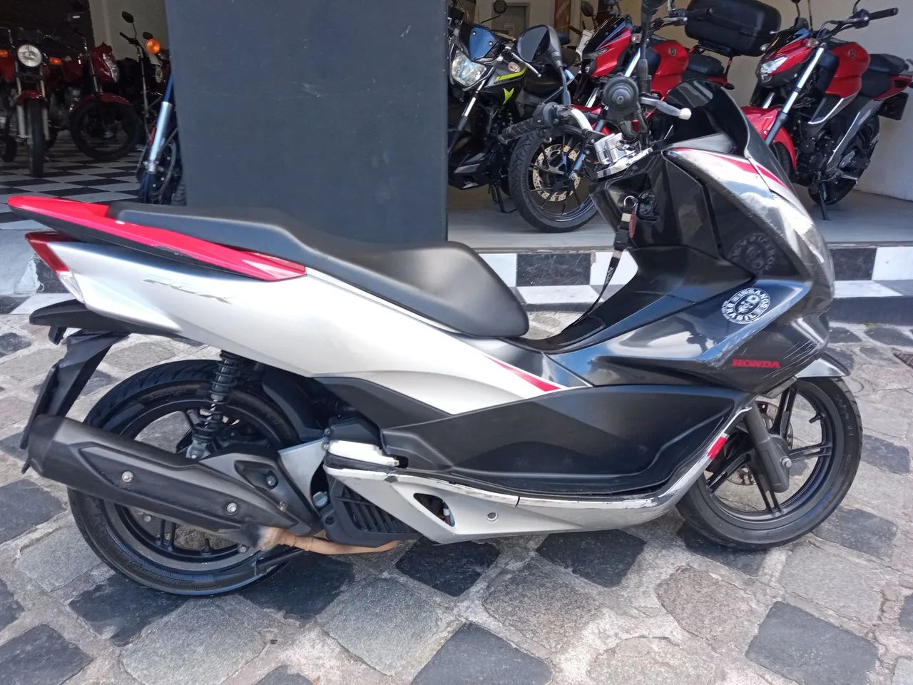 HONDA PCX 150 SPORT 2018  - Foto 5