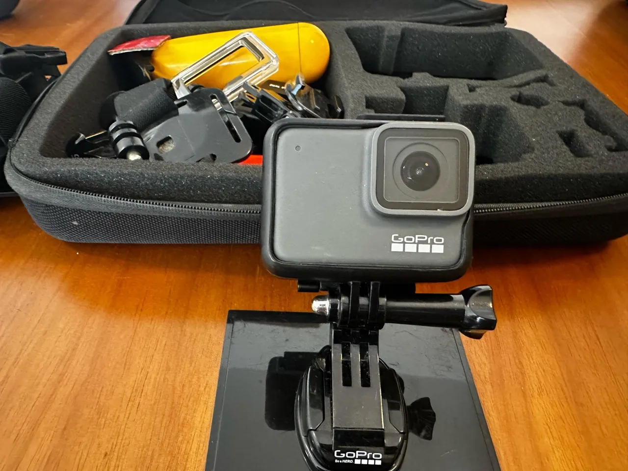 GoPro Silver 7 + acessórios