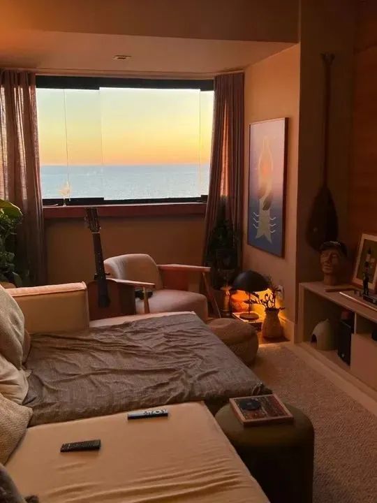 Apartamento Com 2 Quartos Em 85M² E Com 2 Vagas De Garagem No Rio Vermelho. A0IKHF - Foto 2