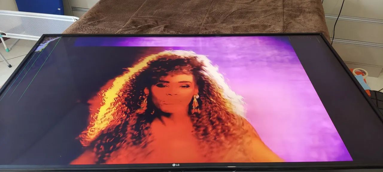 TV 60 polegadas com defeito na tela - Foto 2