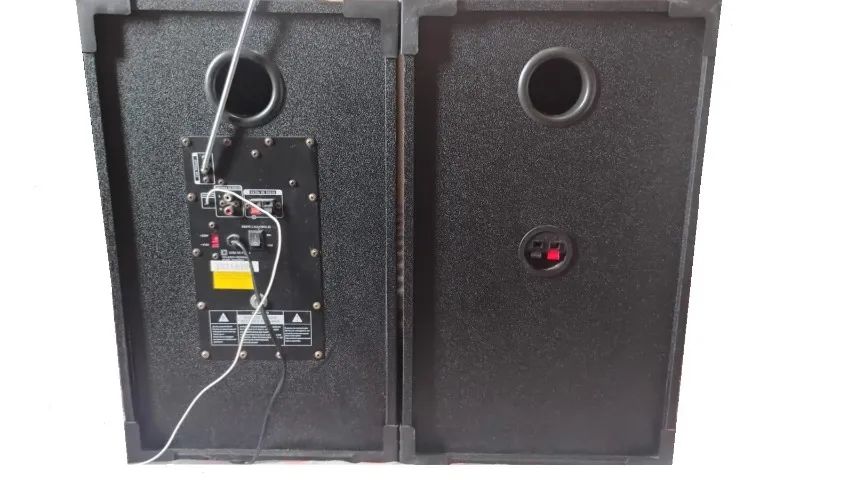 Caixa amplificadora de som para guitarra  - Foto 2