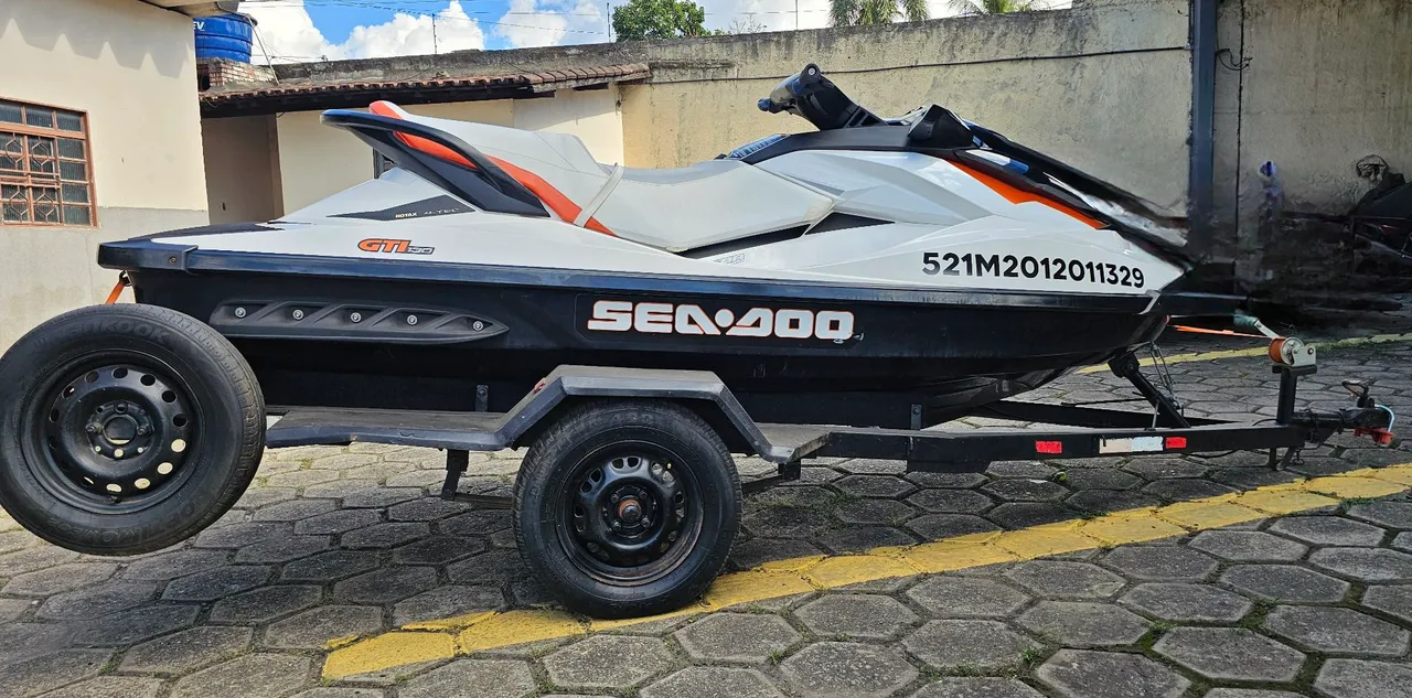 Vendo jet ski sea doo gti130