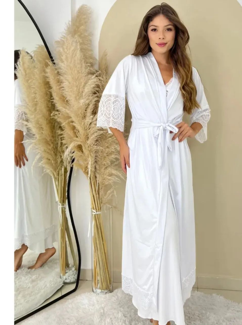 Kit robe e camisola branco M longos sem bojo microfibra  - Foto 3