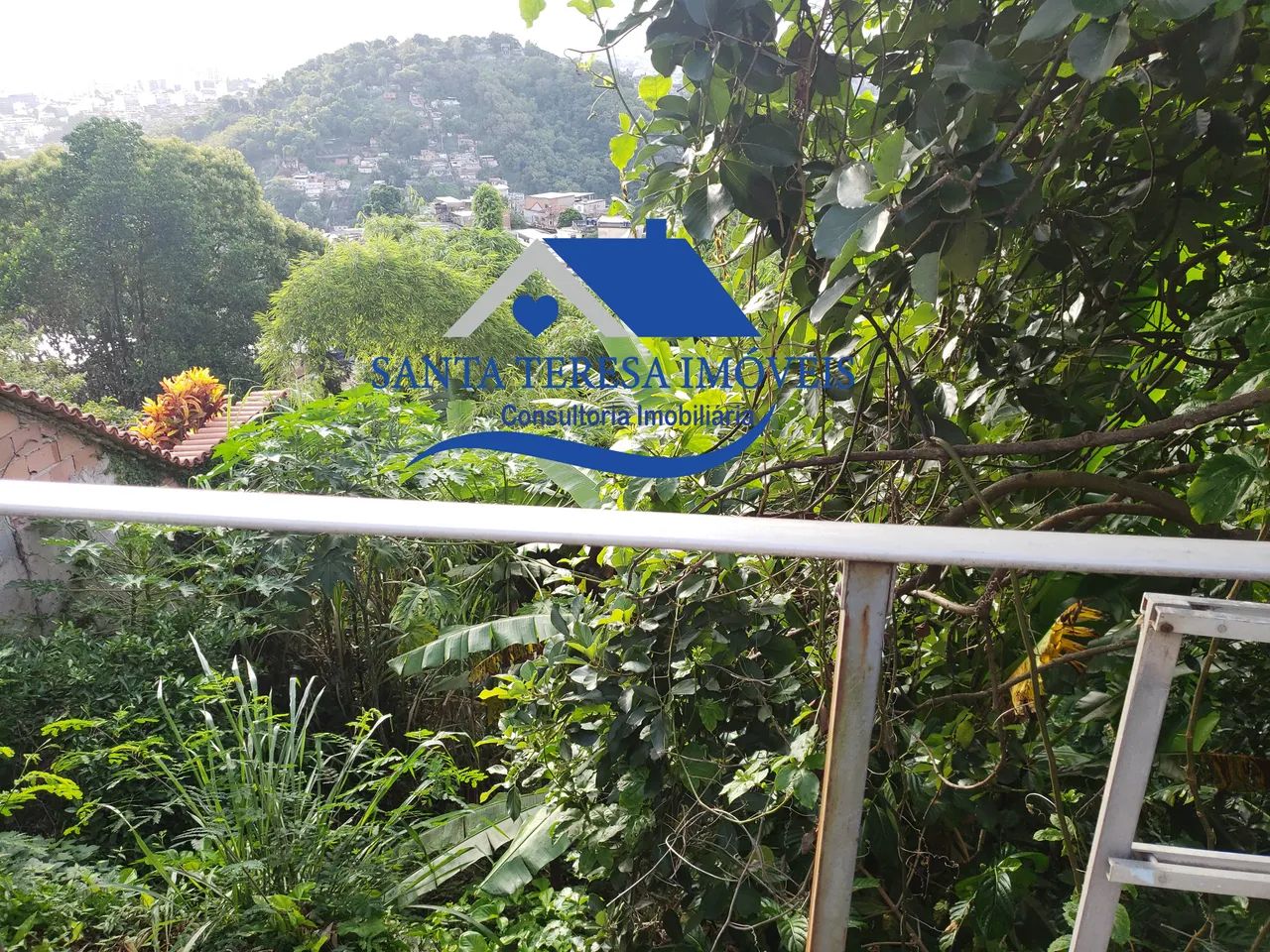 Terreno frente de rua em Santa Teresa com 1.344 m² - Foto 3