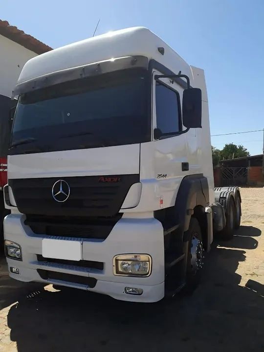 Mercedes Benz Axor 2544 ano 2010