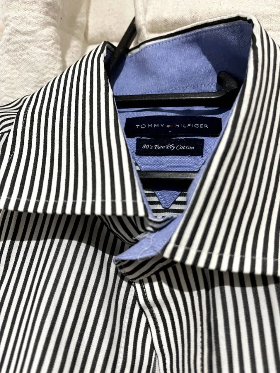 Camisa Social Listrada (preto e branco) Tommy