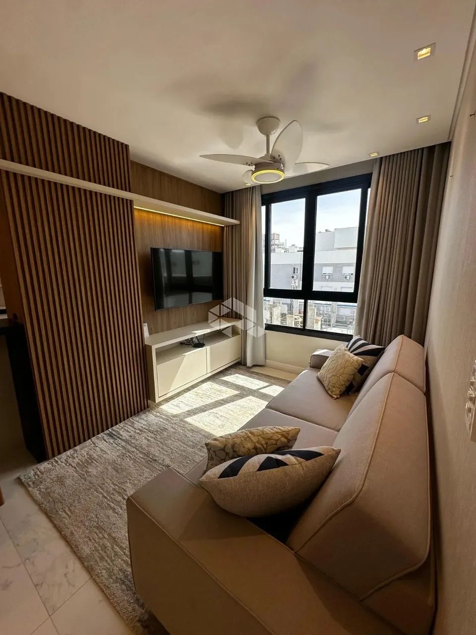 APARTAMENTO COM 2 DORMITÓRIOS SENDO 01 SUÍTE NO NAVEGANTES EM CAPÃO DA CANOA!!! - Foto 2