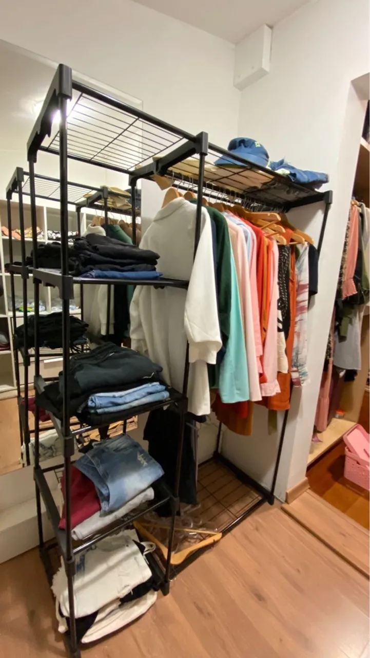 Organizador de roupas aramado