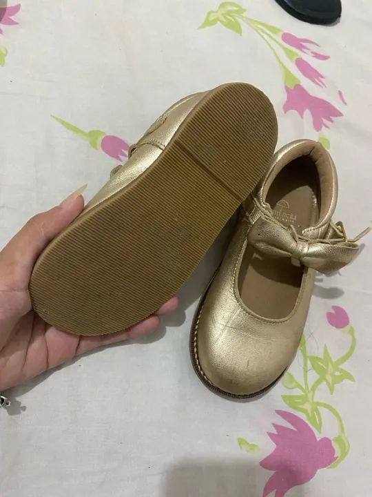 Sapatinhos Dourados - Tamanho 27 - Foto 2