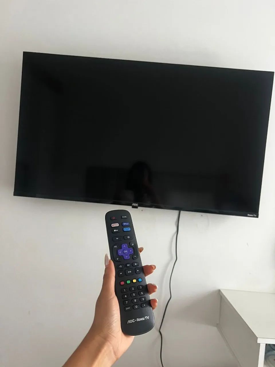 Smart TV 43" HD AOC Roku 43S5045/78G TV HDMI 1 USB Wifi Conversor Digital