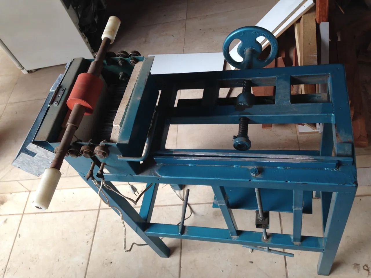 Máquina de Encadernar - Usada - Foto 2