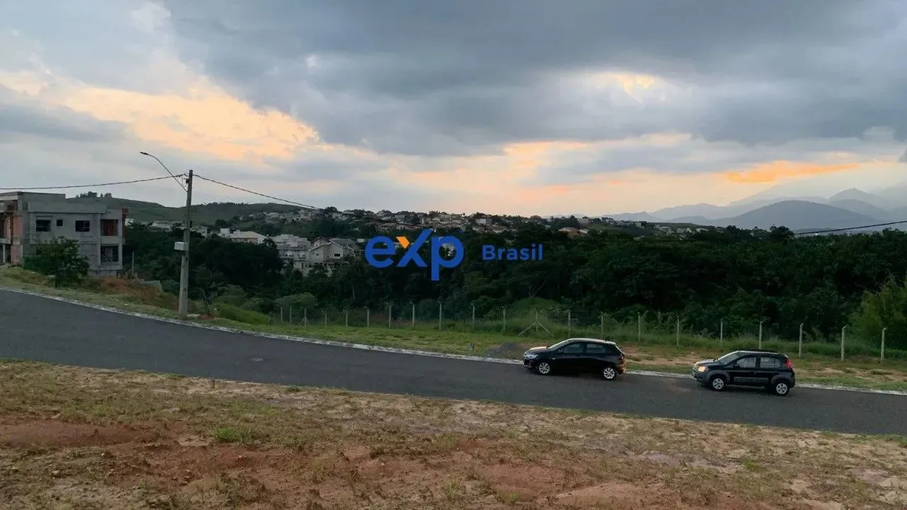 Terreno no Condomínio Bosque do Limeira!!!