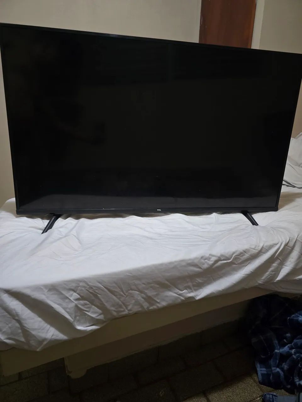 Vendo uma  TV Smart Semp TCL de 50 polegadas, modelo 50P615, com resolução 4K. - Foto 3