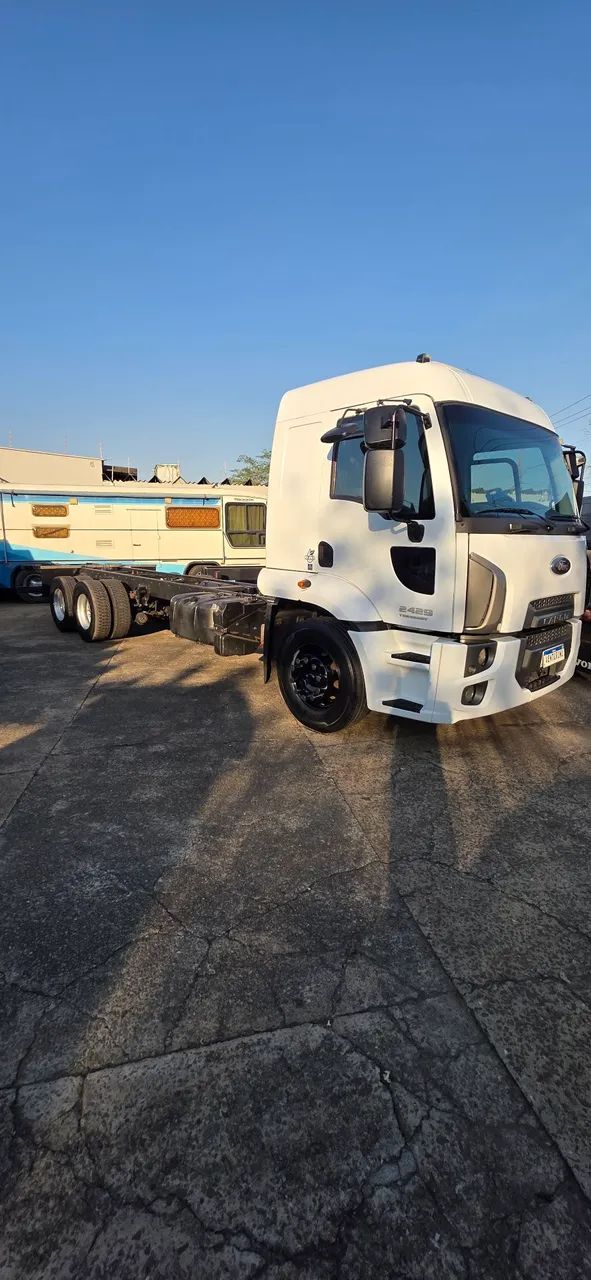 Ford Cargo 2429 - Foto 3