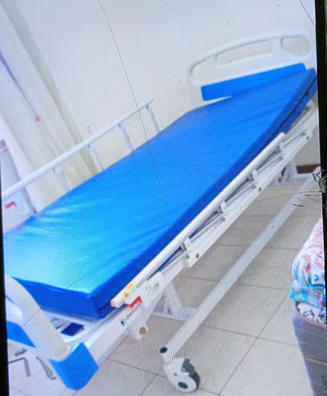 Vendo cama Hospitalar 