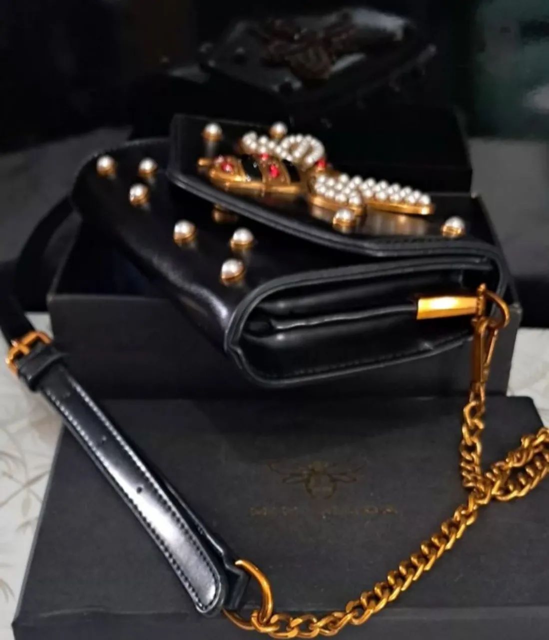 BOLSA ABELHA COM CORRENTE  - Foto 3
