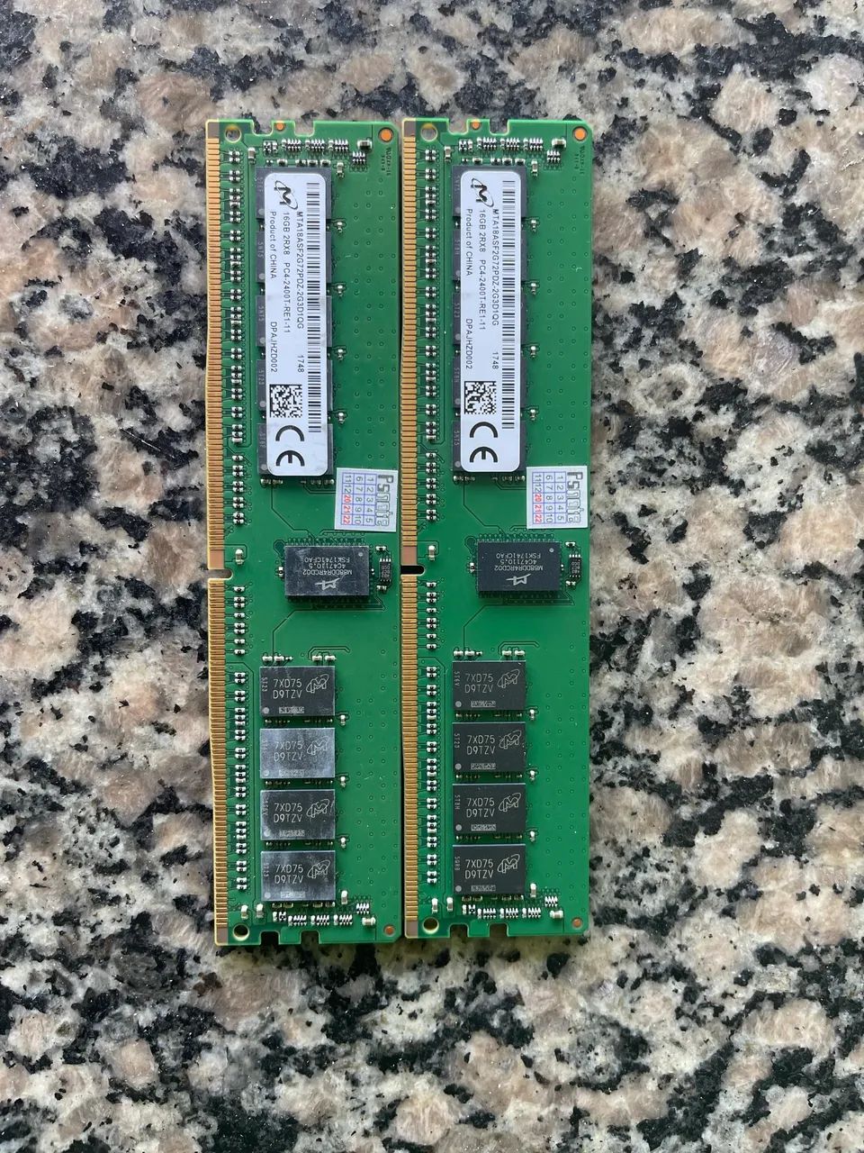 Memória 16GB DDR4 2400MHz ECC Registered Micron MTA18ASF2G72PDZ (Servidor) - Foto 4