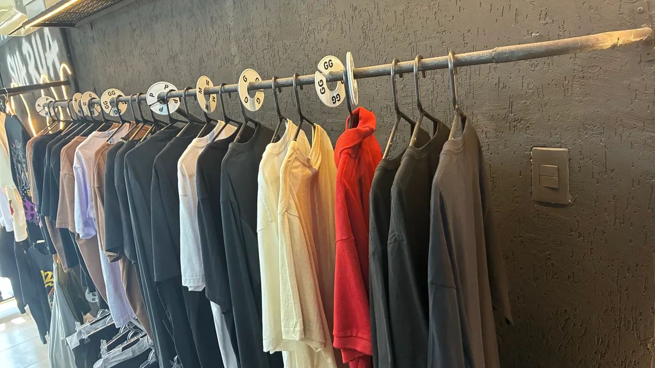 Arara de roupas 