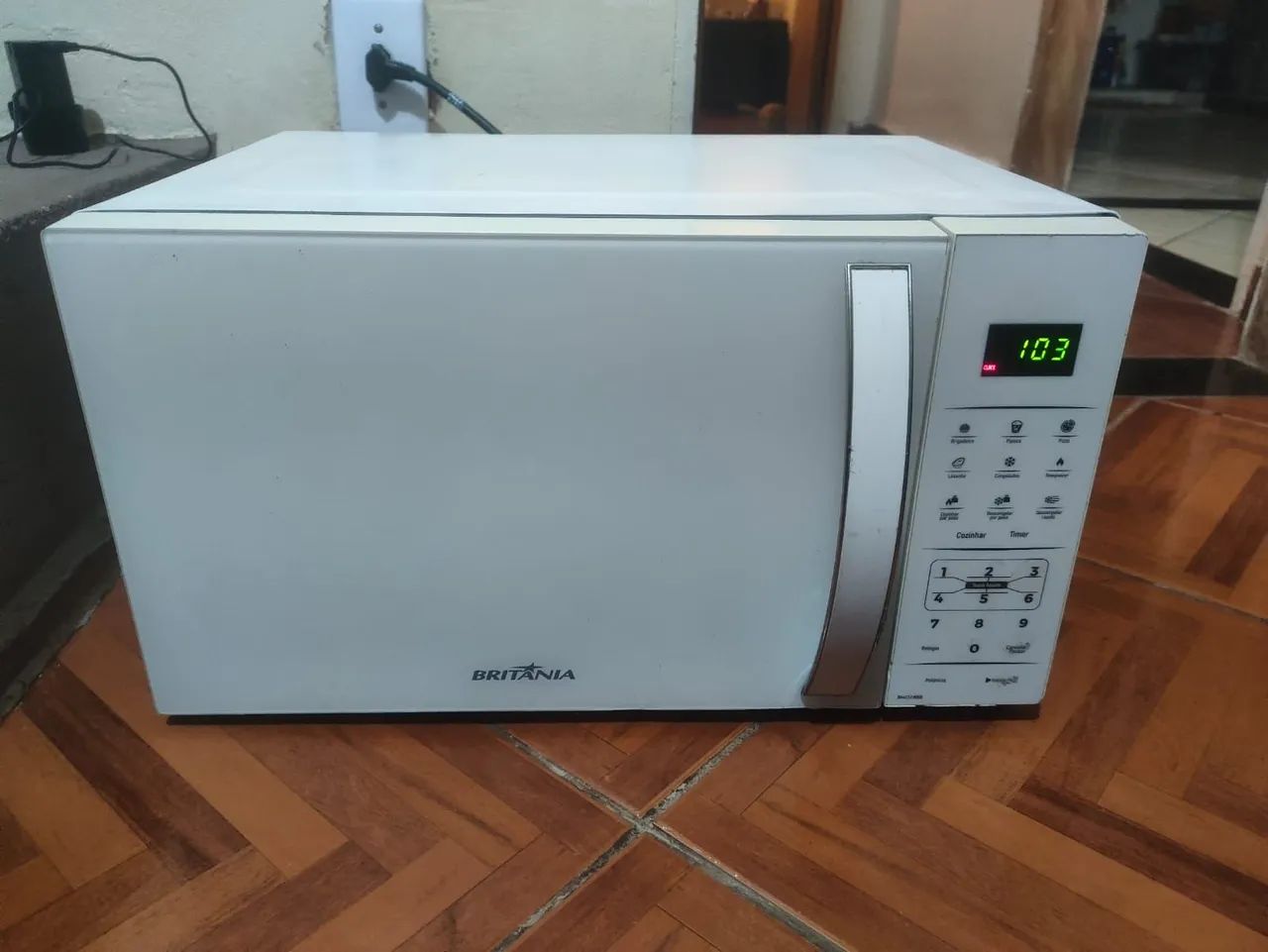 MICROONDAS BRITÂNIA  - Foto 3