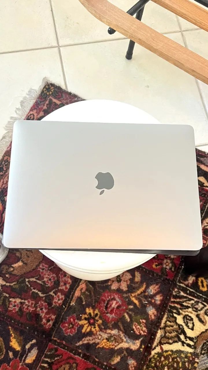 MacBook Pro 13 M2 (2022)16GB RAM / 1TB SSD - Notebooks - Vila