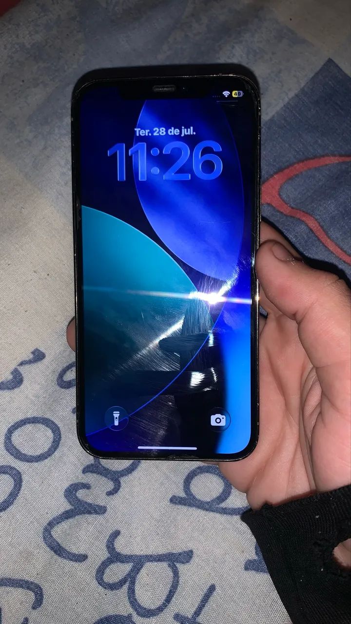 iPhone 12 Pro dourado 100% - Foto 2