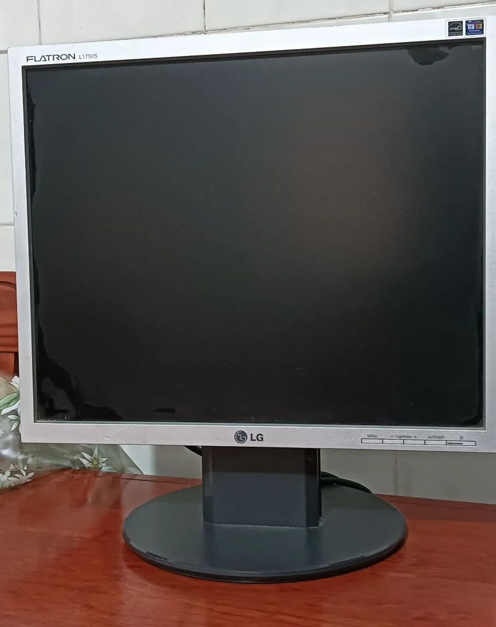 Monitor LG Flaton L1750 Funcionando Perfeitamente  - Foto 4