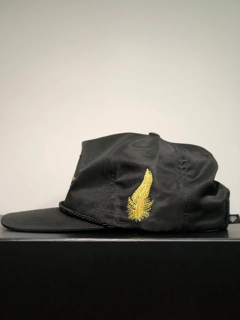 Boné Diamond SnapBack ajustável  - Foto 2