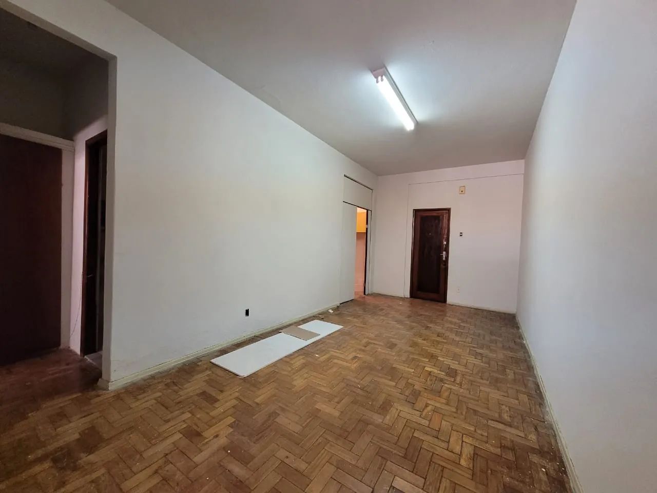 ALUGUEL APARTAMENTO 02 QUARTOS CENTRO