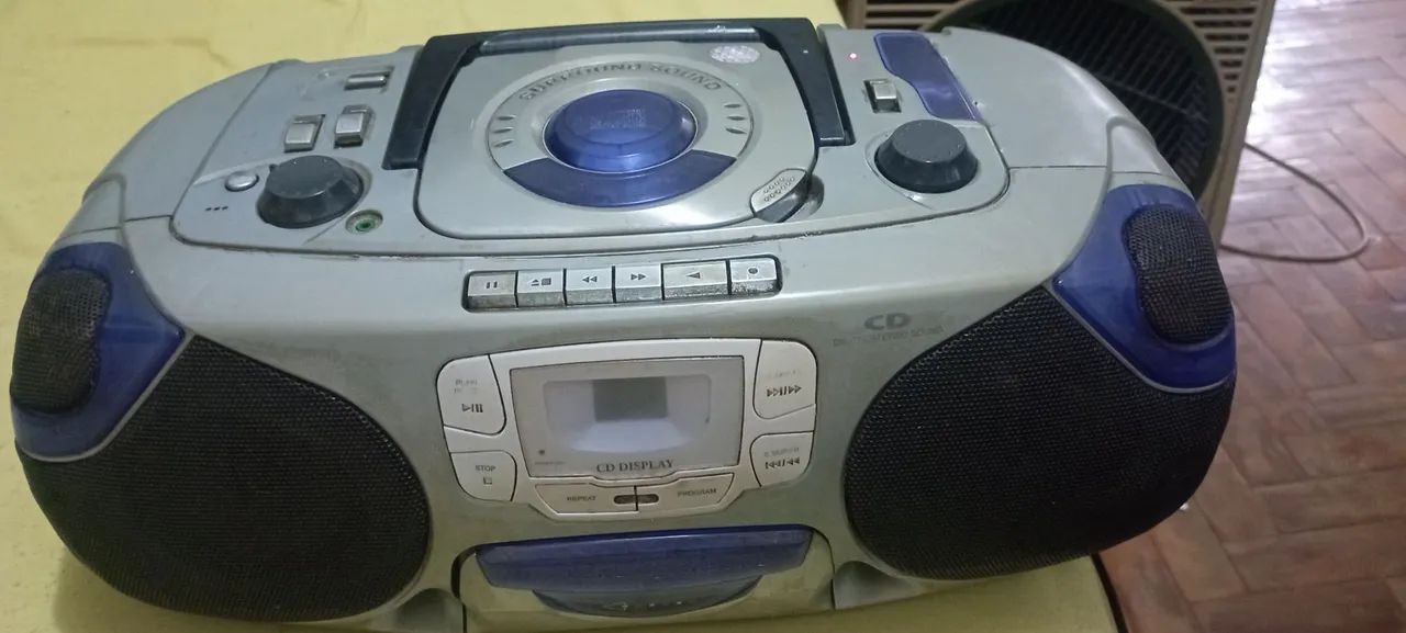 **Baixei** Micro system compacto Diplomat - Dp3020 (só funciona FM)